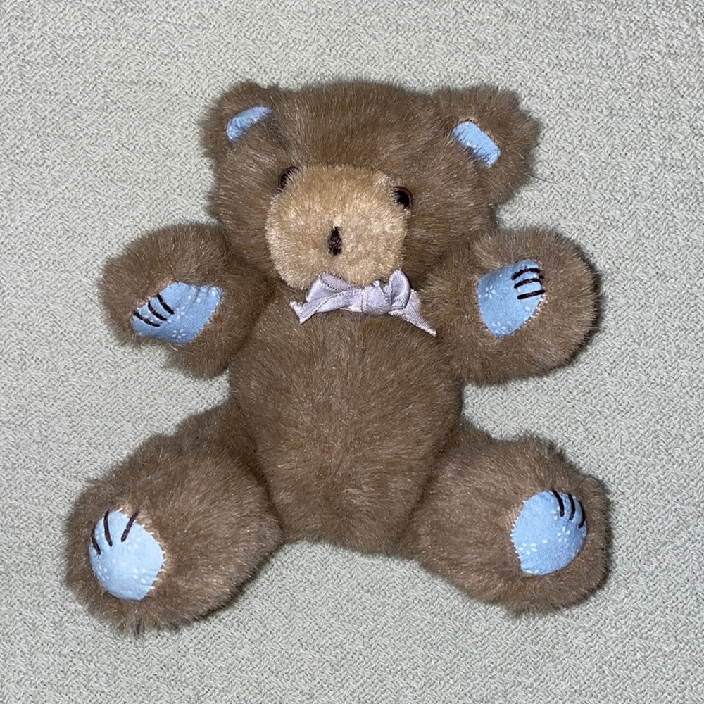 1987 - Vintage Gibson Greetings 8” fully moveable 5 jointed Teddy Bear